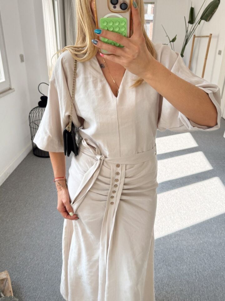 BEJ BEL DETAY TENSEL ELBİSE