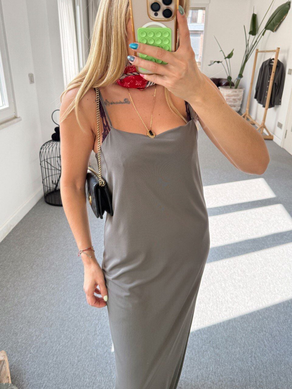 VİZON ASKILI MAXI ELBİSE