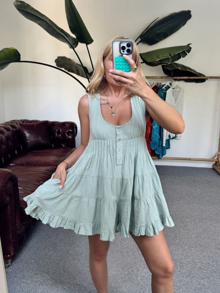 MİNT YEŞİL NERVÜRLÜ SIRT DETAY İTHAL TULUM