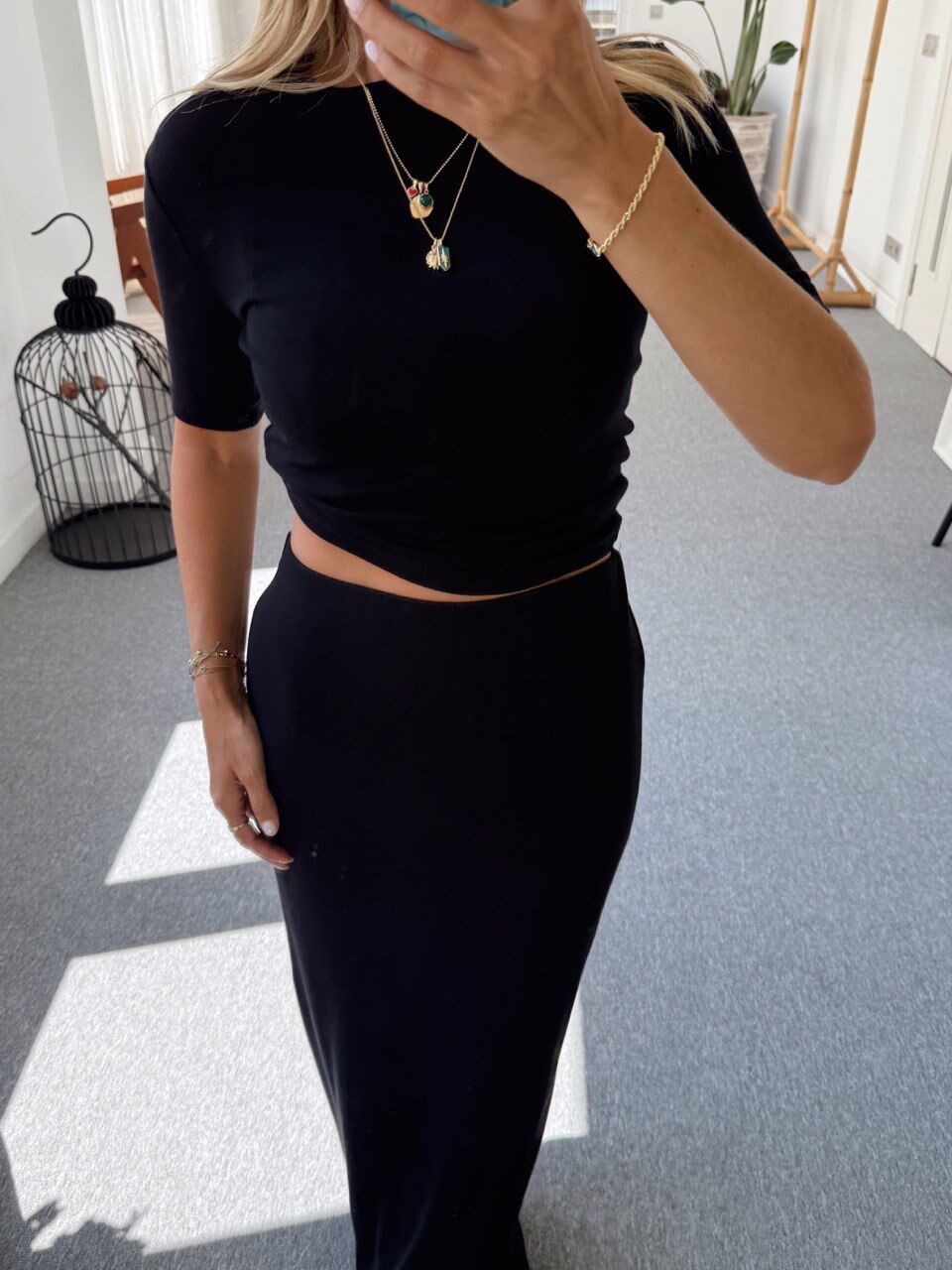 SİYAH MAXI BOY ETEK