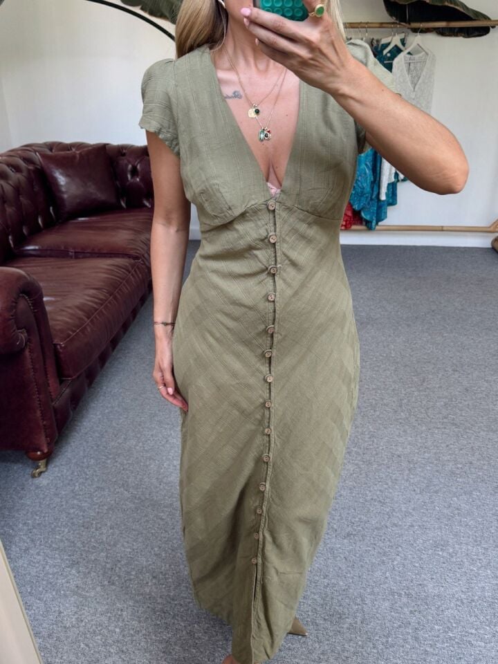 DOKULU KUMAŞ HAKİ İTHAL MİDİ ELBİSE