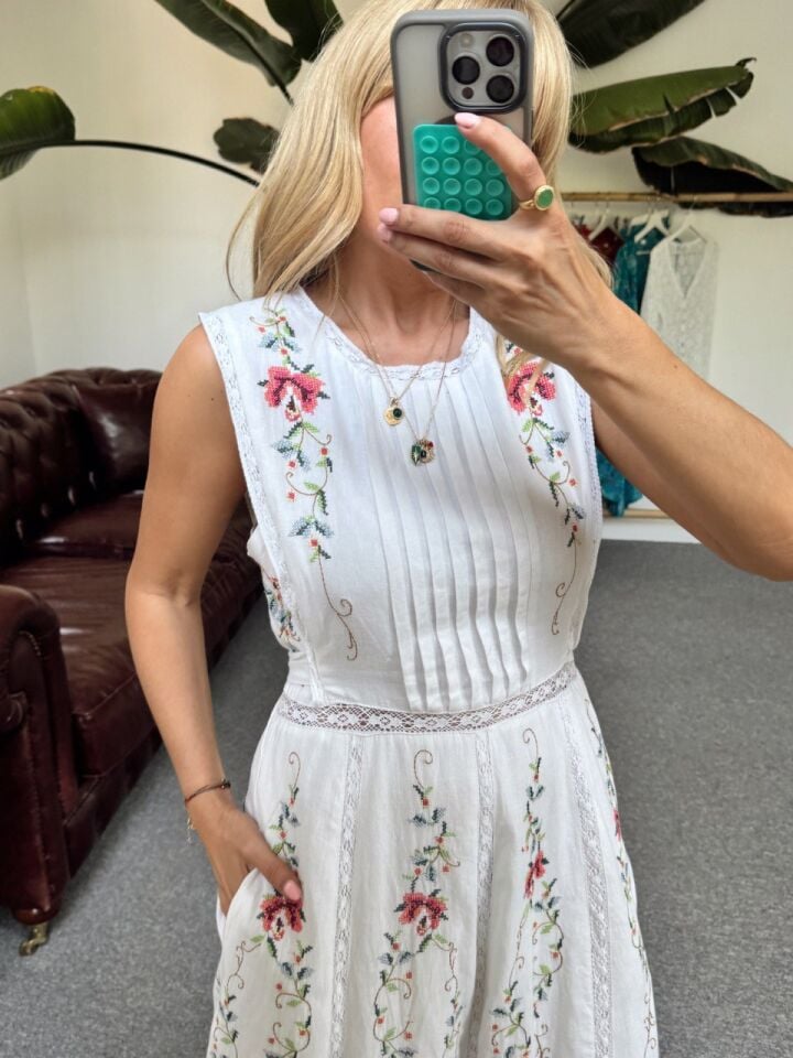 NAKIŞLI ASTARLI MAXİ İTHAL ELBİSE