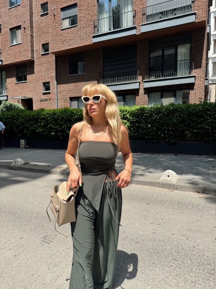 YEŞİL STRAPLEZ BLUZ PANTOLON TAKIM
