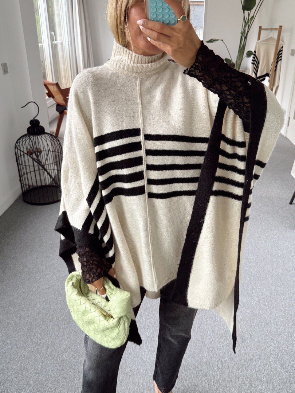 KREM ÇİZGİLİ PANÇO