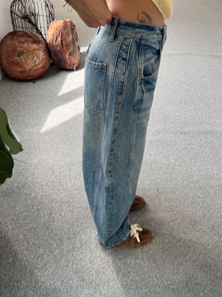 YIKAMALI MAVİ TAŞLANMIŞ BARREL JEAN