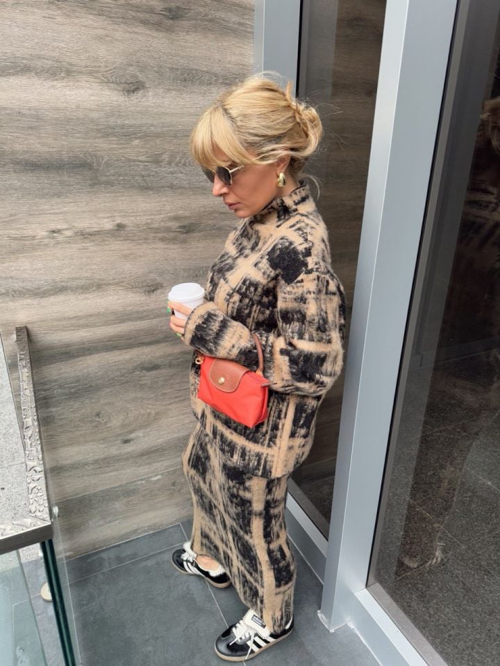 KAHVE SİYAH DESENLİ TRİKO TAKIM