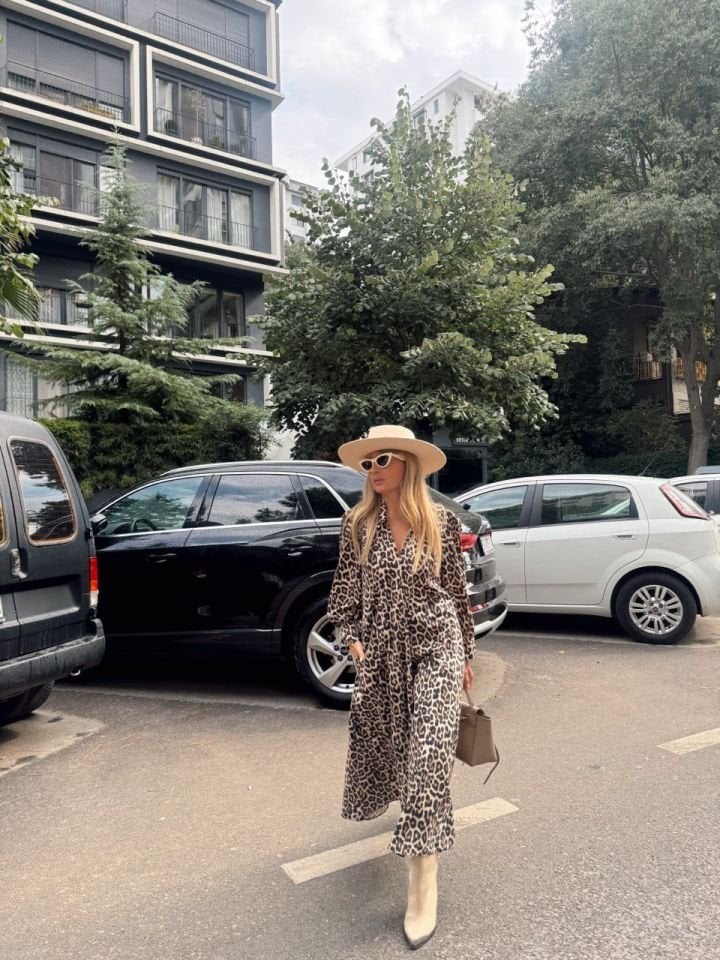LEOPAR DESENLİ MİDİ GÖMLEK ELBİSE