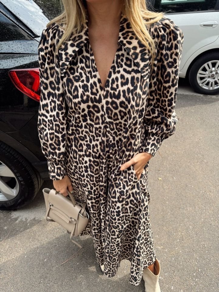 LEOPAR DESENLİ MİDİ GÖMLEK ELBİSE