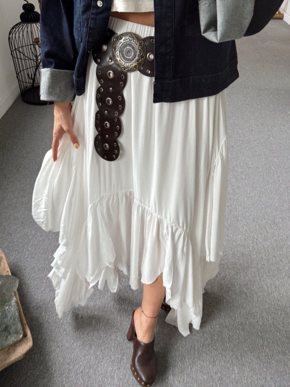 KIRIK BEYAZ ASİMETRİK ETEK