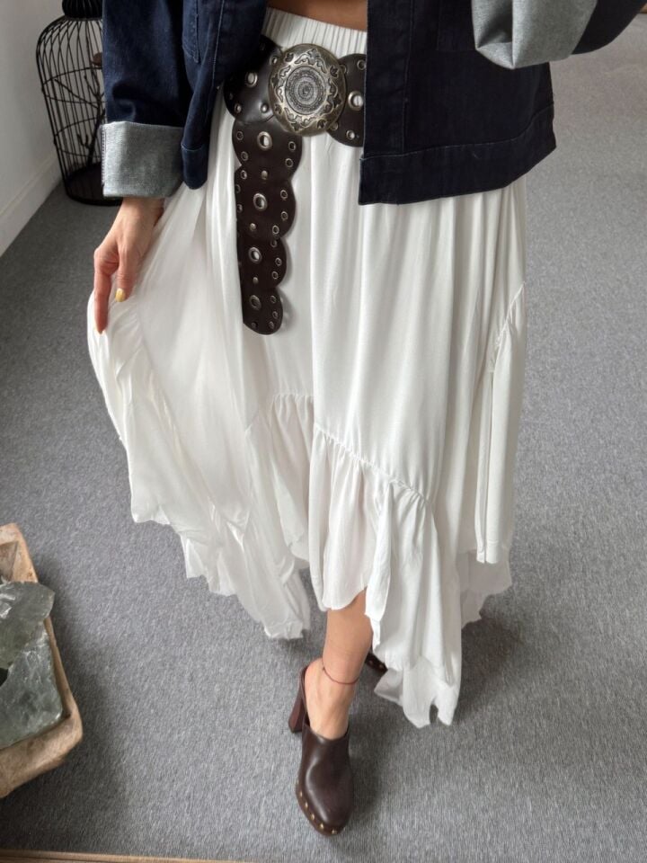 KIRIK BEYAZ ASİMETRİK ETEK