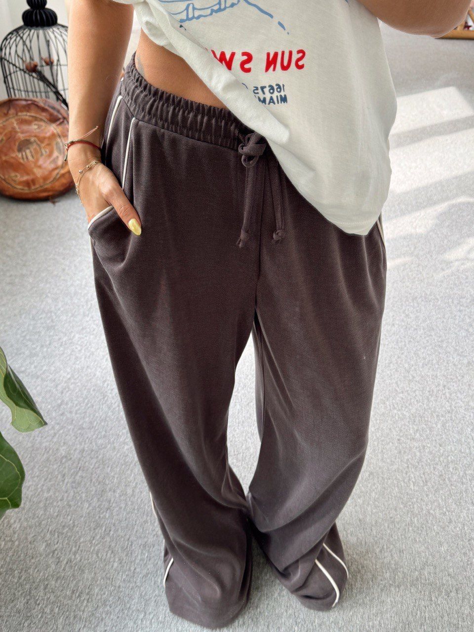 AÇIK KAHVE ŞERİTLİ EŞOFMAN