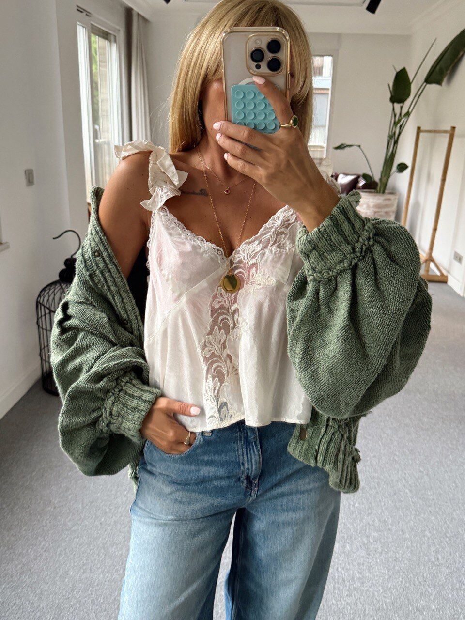 EKRU SATEN İTHAL BLUZ