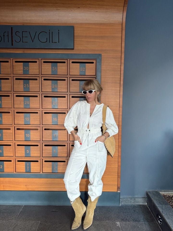 KIRIK BEYAZ GÜPÜRLÜ İTHAL TULUM