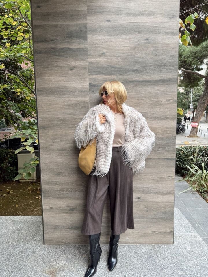 KAHVE ÇİZGİLİ BERMUDA