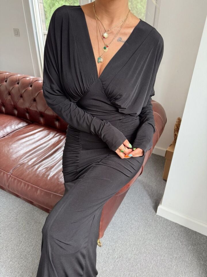 SİYAH DRAPELİ MAXI JARSE ELBİSE