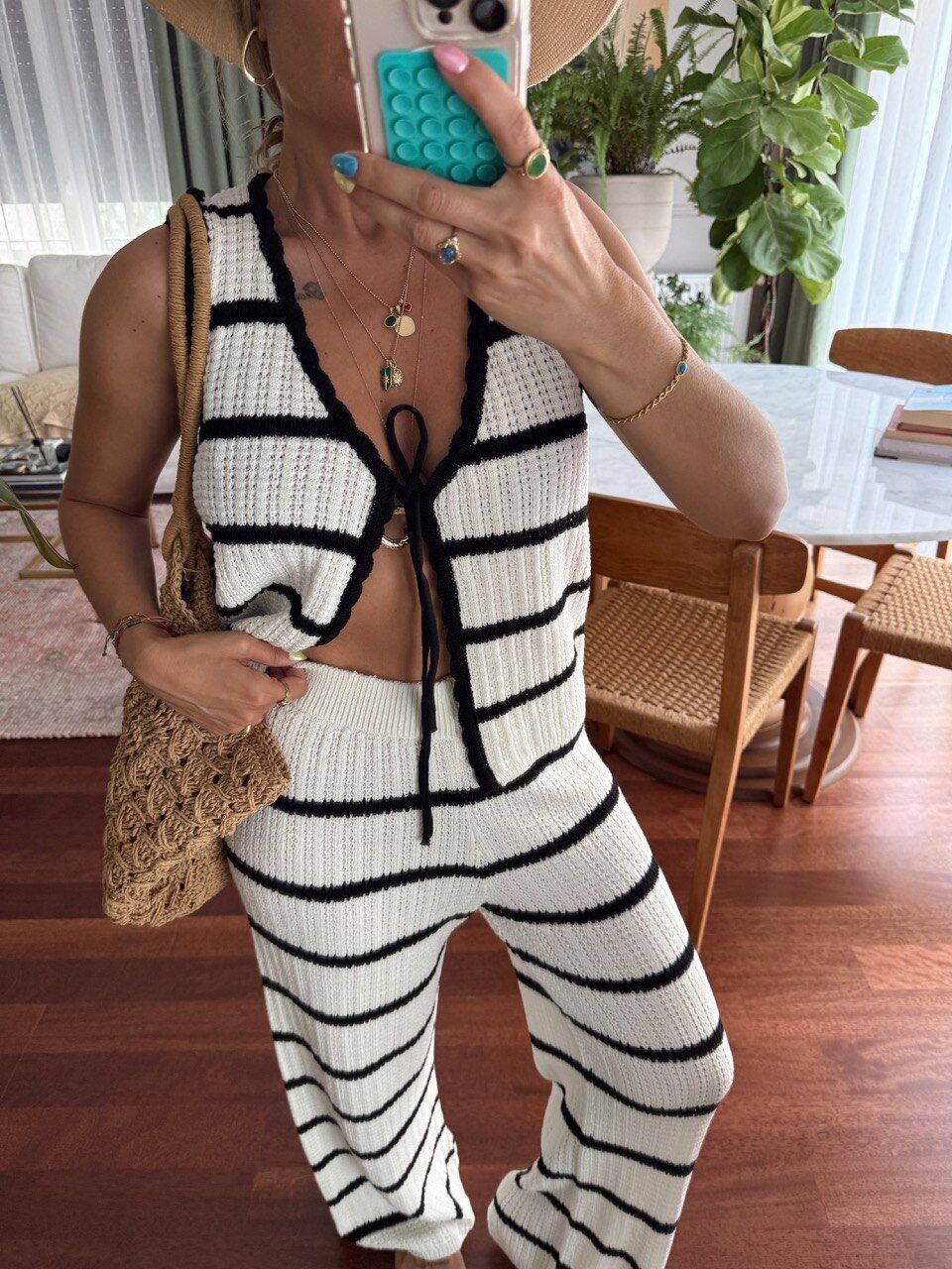 ÇİZGİLİ YELEK PANTOLON TRİKO TAKIM
