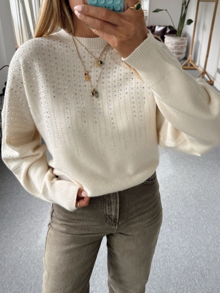 KREM TAŞ İŞLEMELİ İTHAL TRİKO