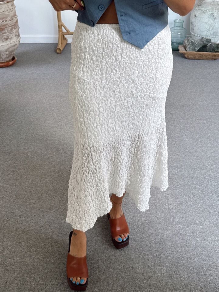 EKRU ASTARLI DANTEL MİDİ  ETEK