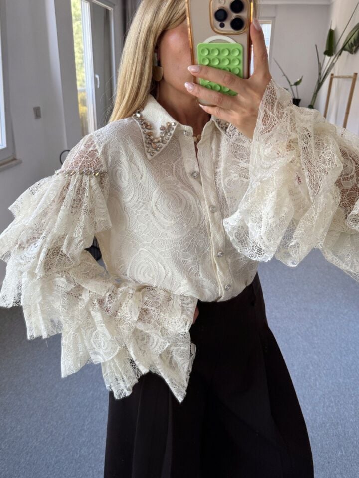 KREM İŞLEMELİ KOL DEYAY İTHAL GÖMLEK