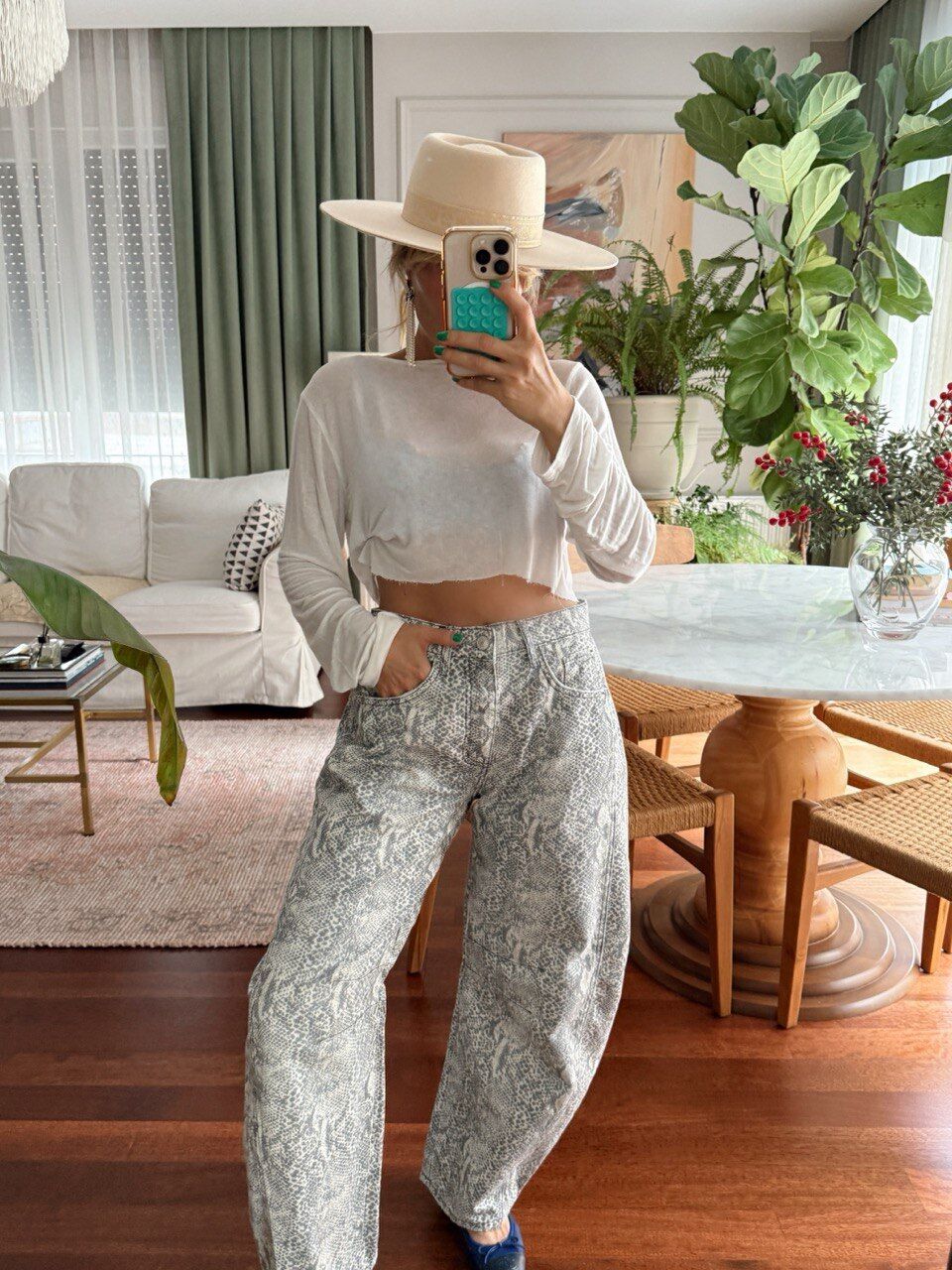 YILAN DERİSİ DESENLİ BARREL JEAN