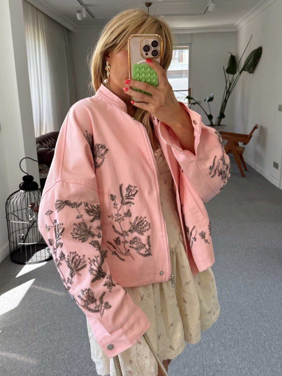 PEMBE BONCUK İŞLEMELİ İTHAL CEKET