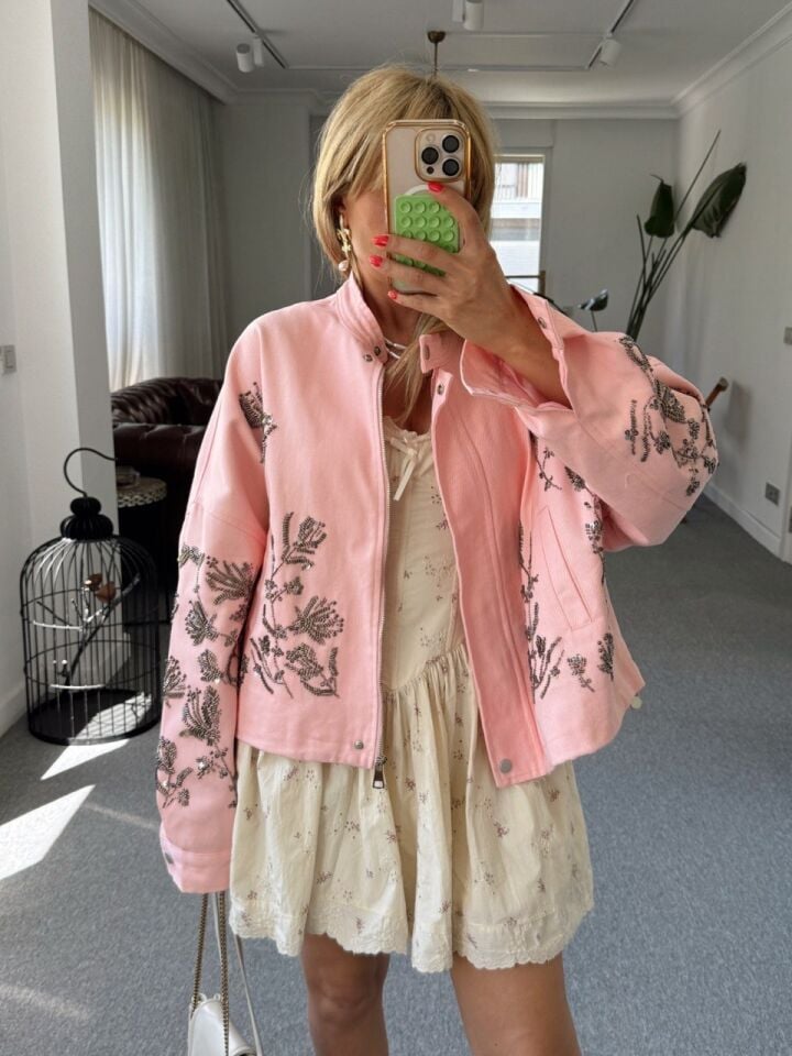 PEMBE BONCUK İŞLEMELİ İTHAL CEKET
