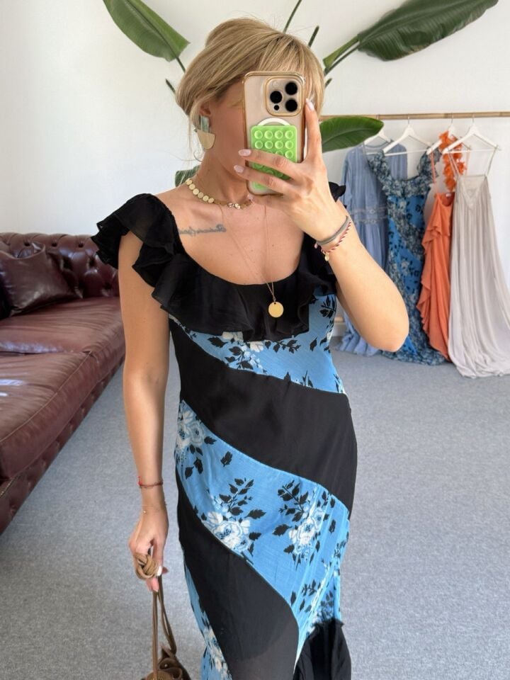 SİYAH-MAVİ DESENLİ İTHAL MAXI ELBİSE