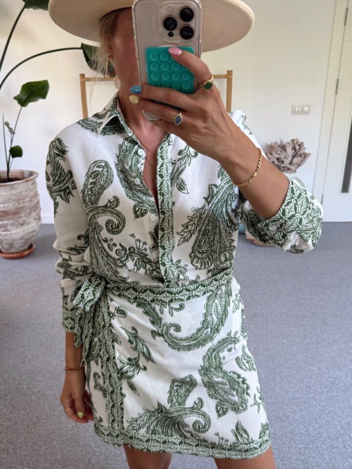 YEŞİL DESENLİ GÖMLEK BAĞLAMALI ETEK TAKIM