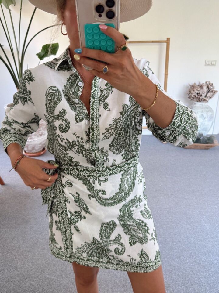 YEŞİL DESENLİ GÖMLEK BAĞLAMALI ETEK TAKIM