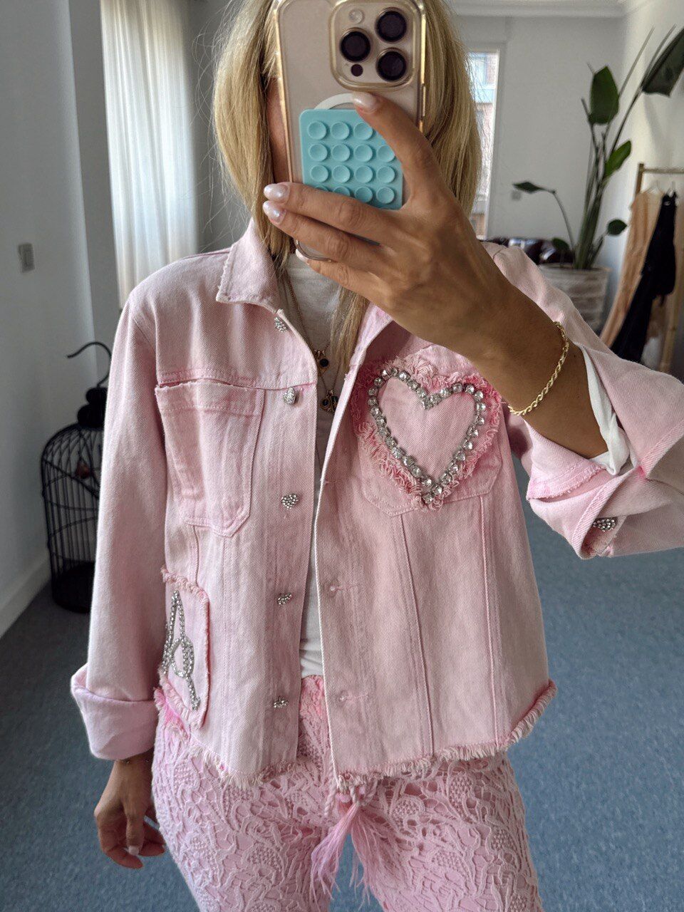 PEMBE TAŞ İŞLEMELİ DENIM İTHAL CEKET