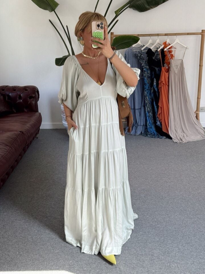 MİNT SIRT DEKOLTELİ MAXI İTHAL ELBİSE