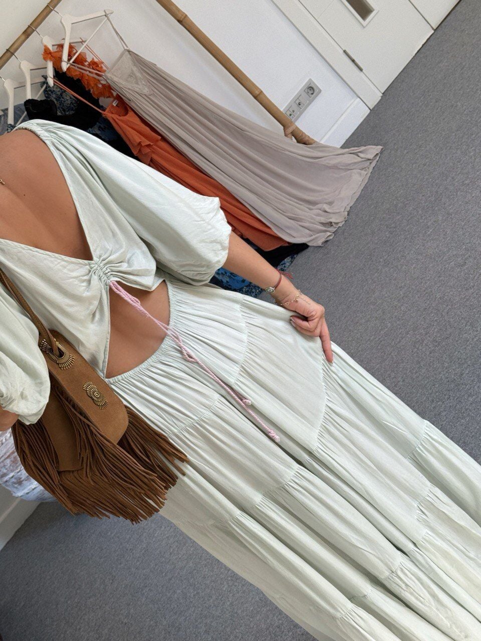 MİNT SIRT DEKOLTELİ MAXI İTHAL ELBİSE