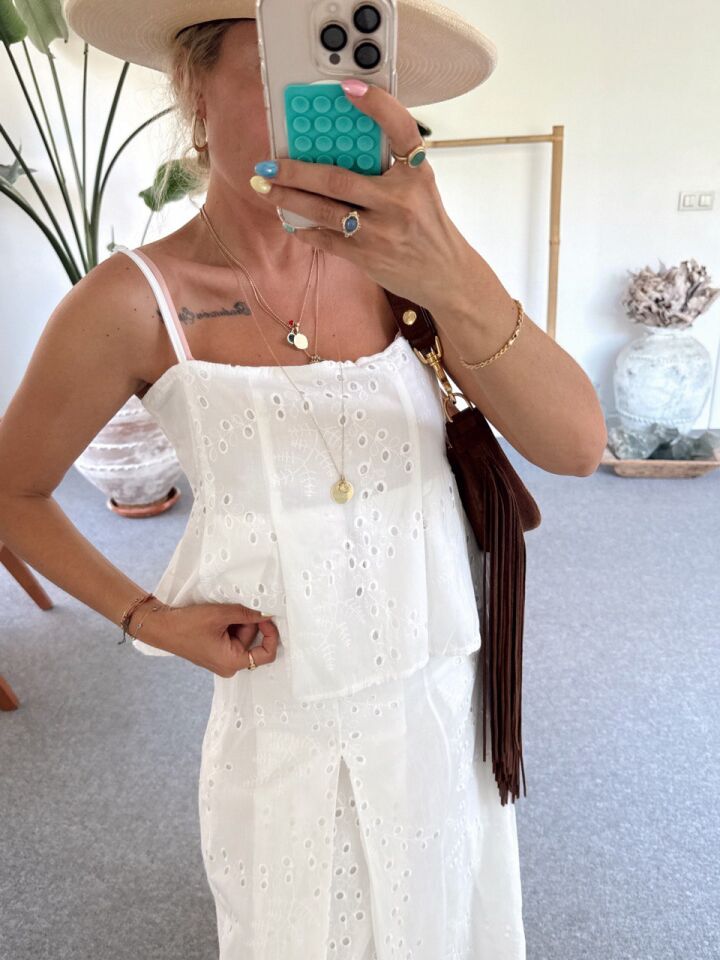 BEYAZ ASKILI BLUZ ETEK FİSTO TAKIM