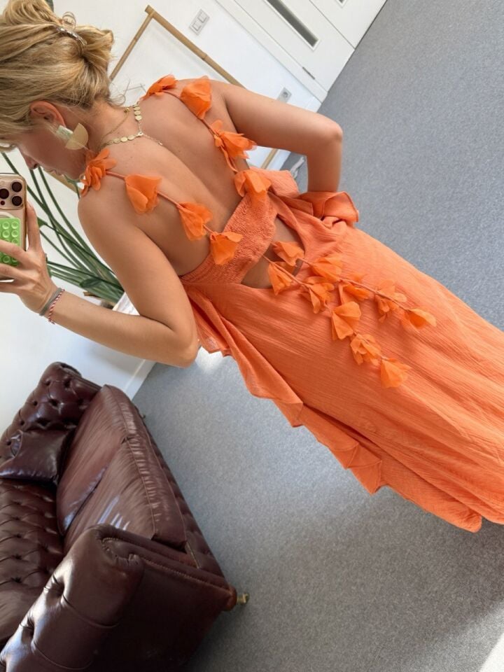 TURUNCU ASKILARI ÇİÇEK DETAY İTHAL ELBİSE