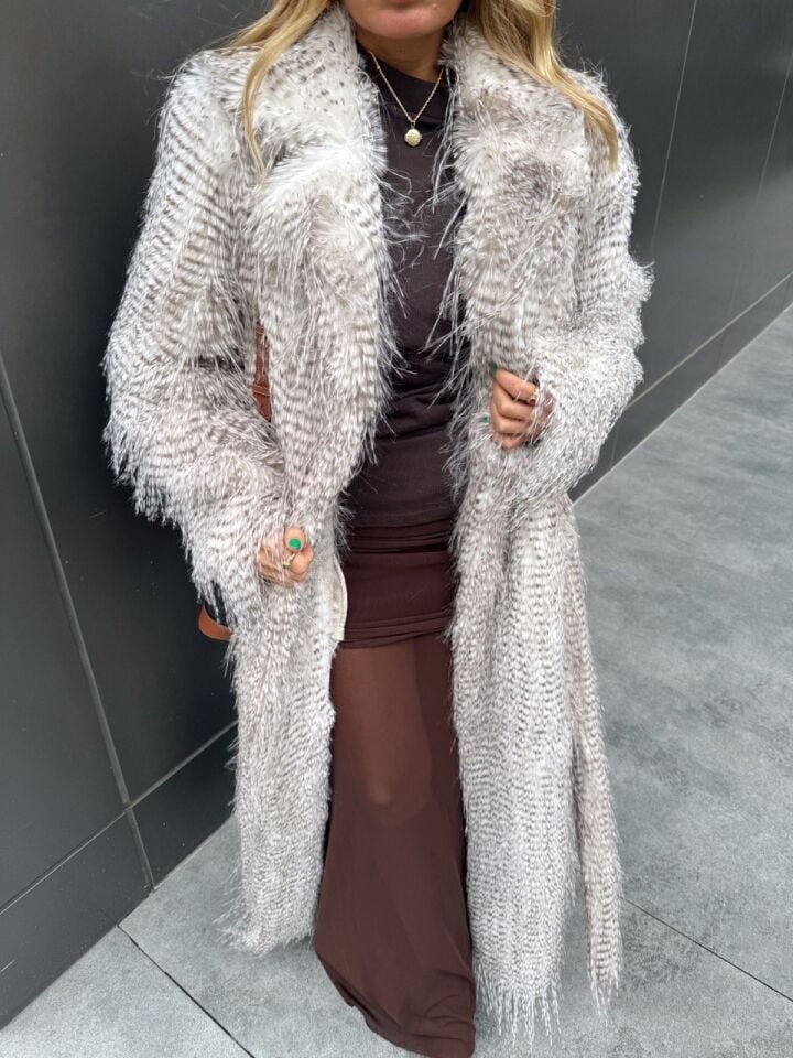 KREM KIRÇILLI UZUN İTHAL KÜRK