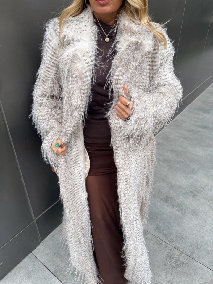 KREM KIRÇILLI UZUN İTHAL KÜRK