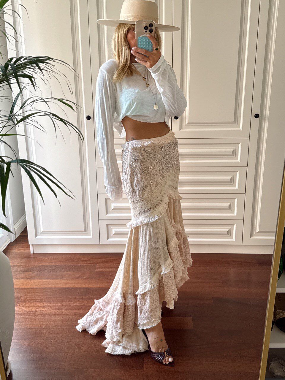 PURDA TAŞ DETAY VOLANLI İTHAL ETEK