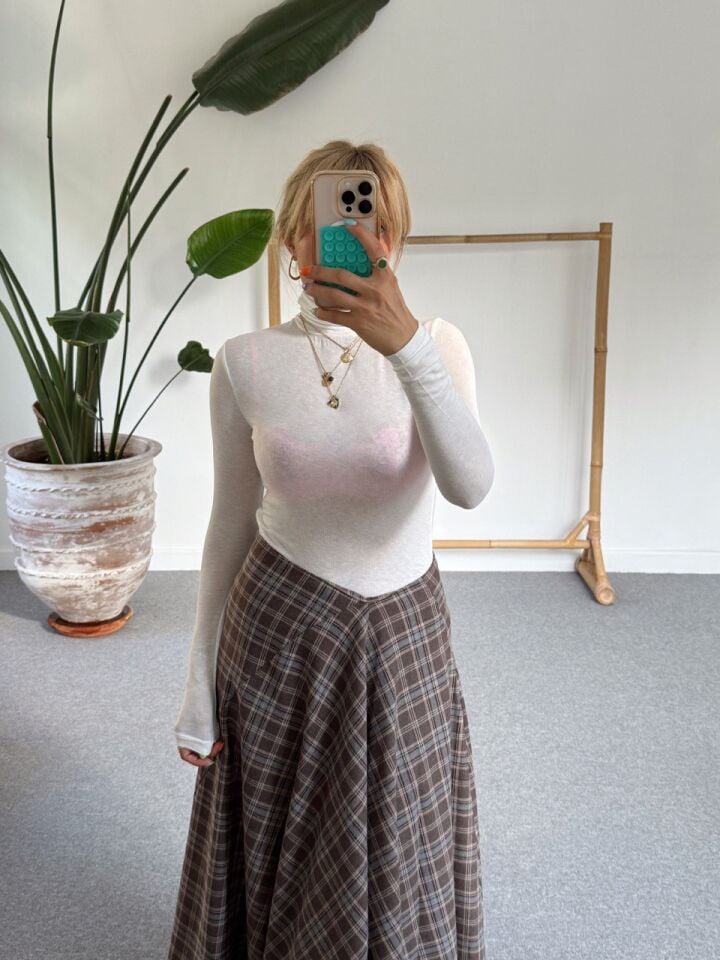 BEYAZ BALIKÇI YAKA MODAL BASIC