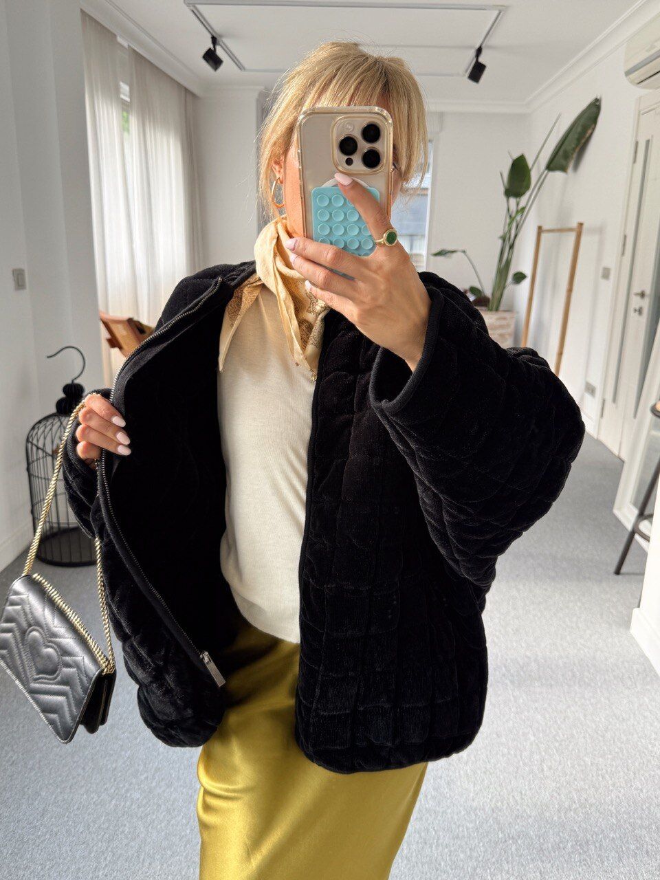 SİYAH KADİFE BOMBER CEKET