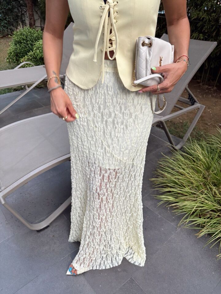 SARI ASTARLI MAXİ DANTEL ETEK