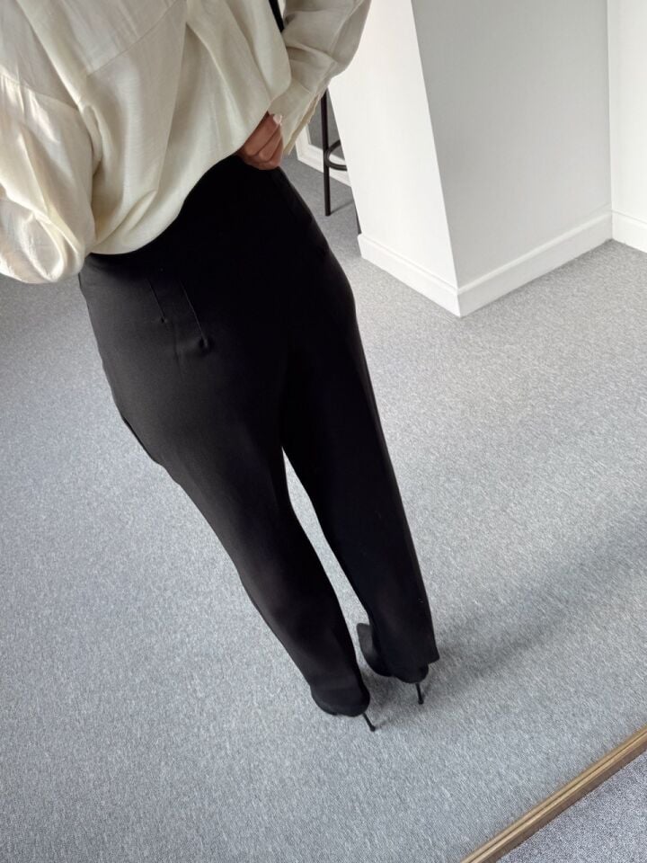 SİYAH KREP KUMAŞ YÜKSEK BEL PANTOLON XS