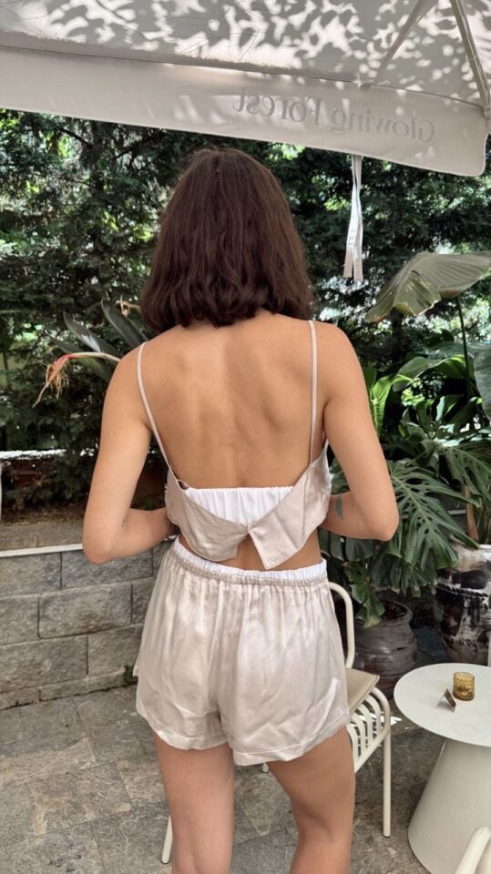 KREM CROP ŞORT TAKIM