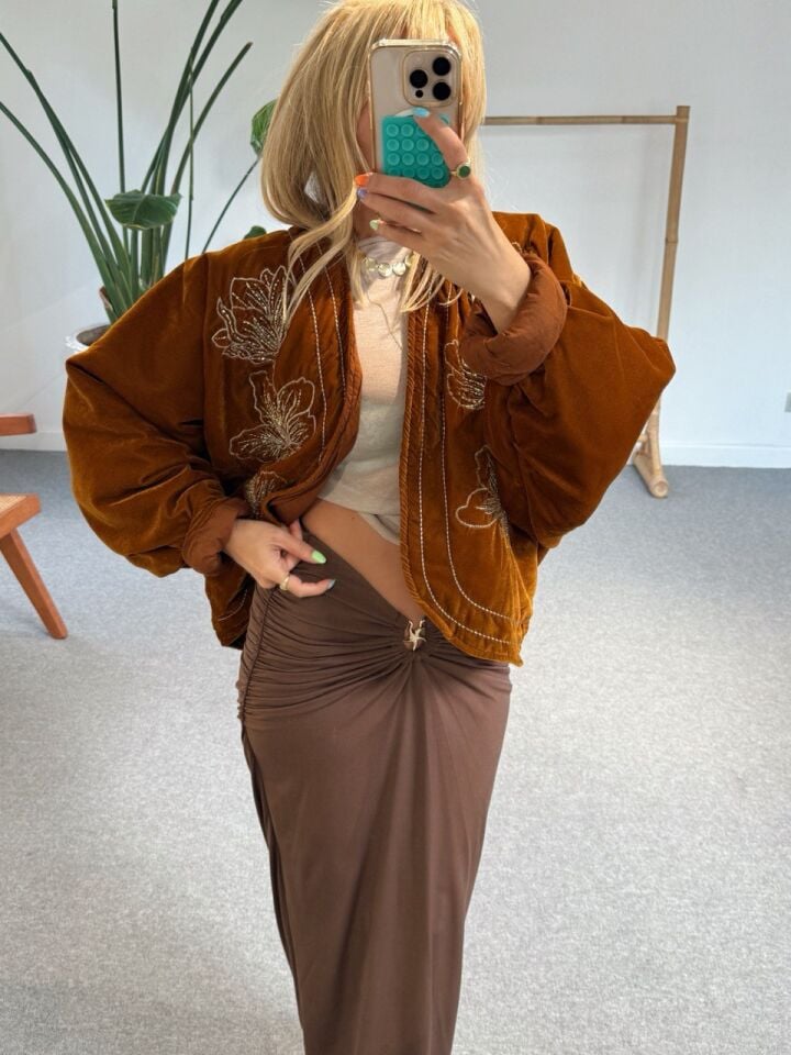 KAHVE TOKA DETAY JARSE ETEK