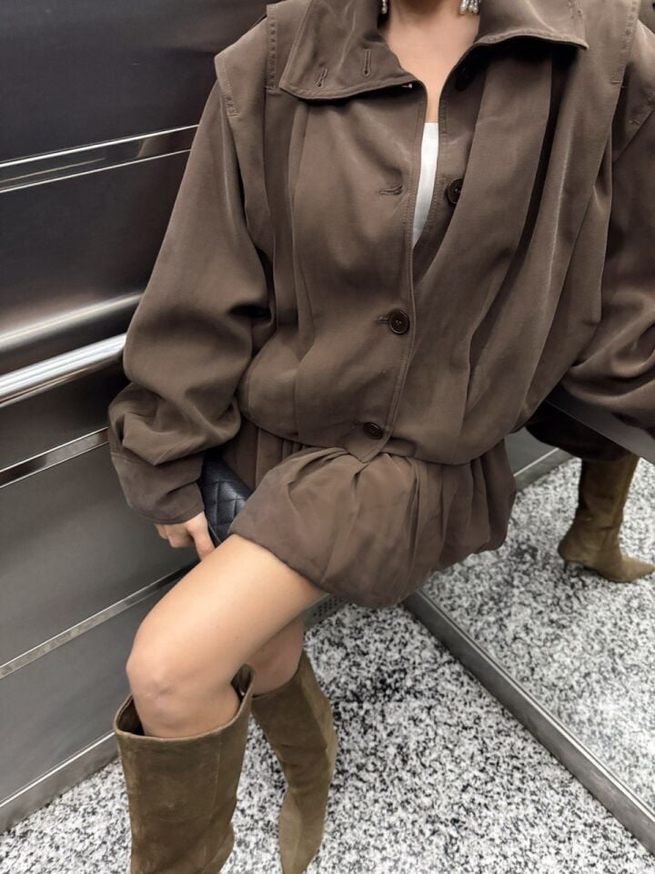 KAHVE VATKALI PİLİ DETAY TENSEL CEKET