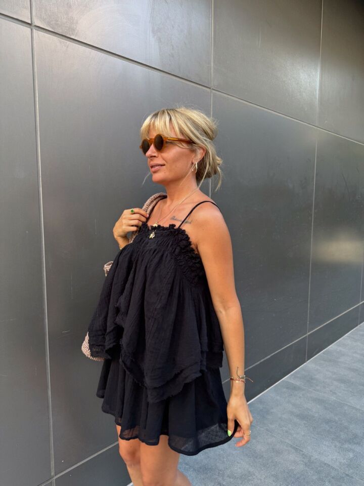 SİYAH ASKILI BLUZ ETEK İTHAL TAKIM