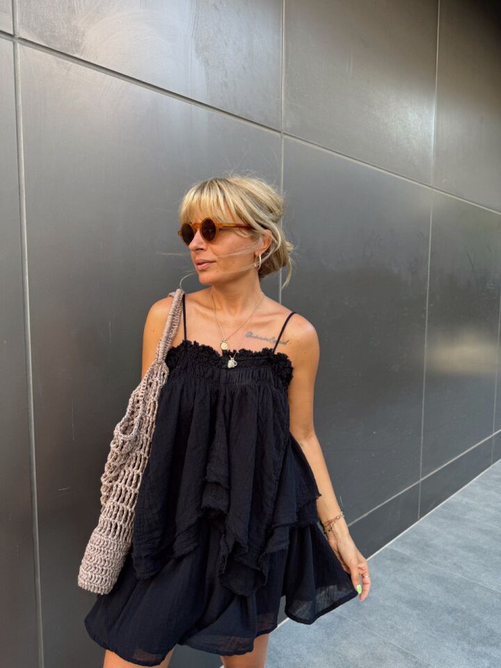 SİYAH ASKILI BLUZ ETEK İTHAL TAKIM