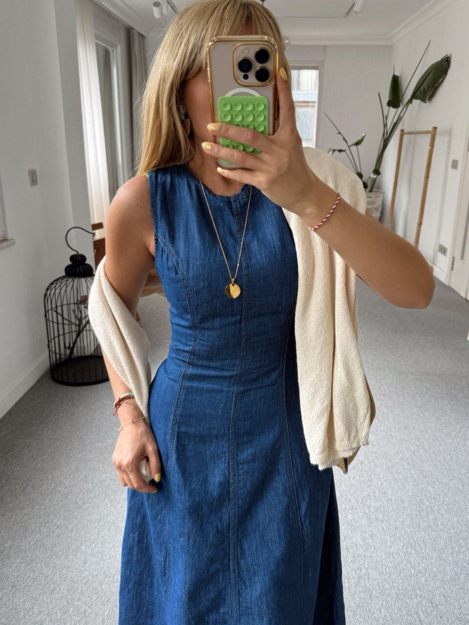 DENIM MAXI KOLSUZ ELBİSE