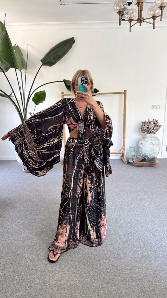 SİYAH DESENLİ BONCUK İŞLEMELİ İTHAL TAKIM