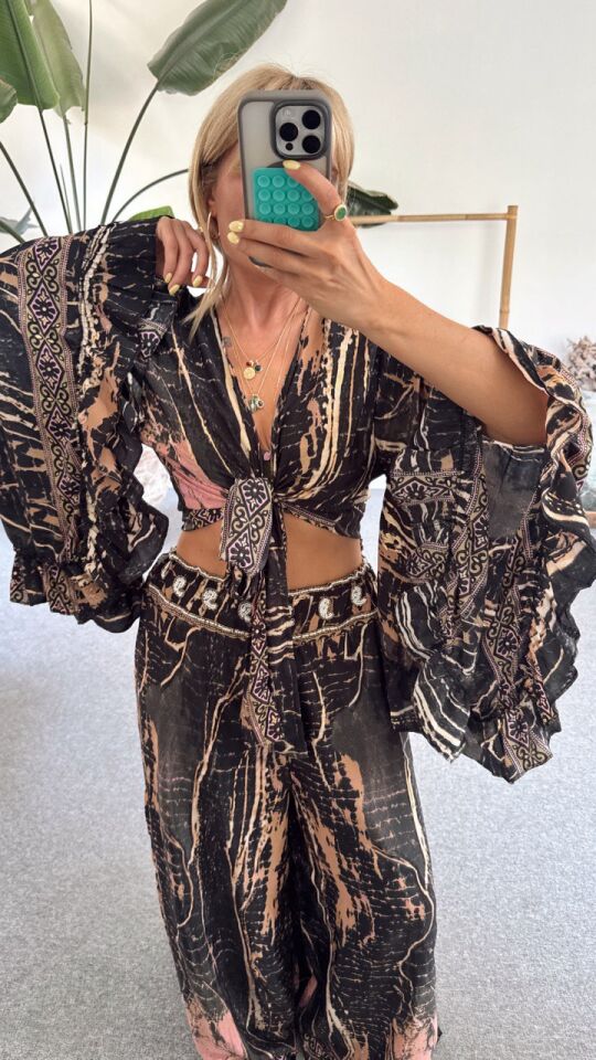 SİYAH DESENLİ BONCUK İŞLEMELİ İTHAL TAKIM