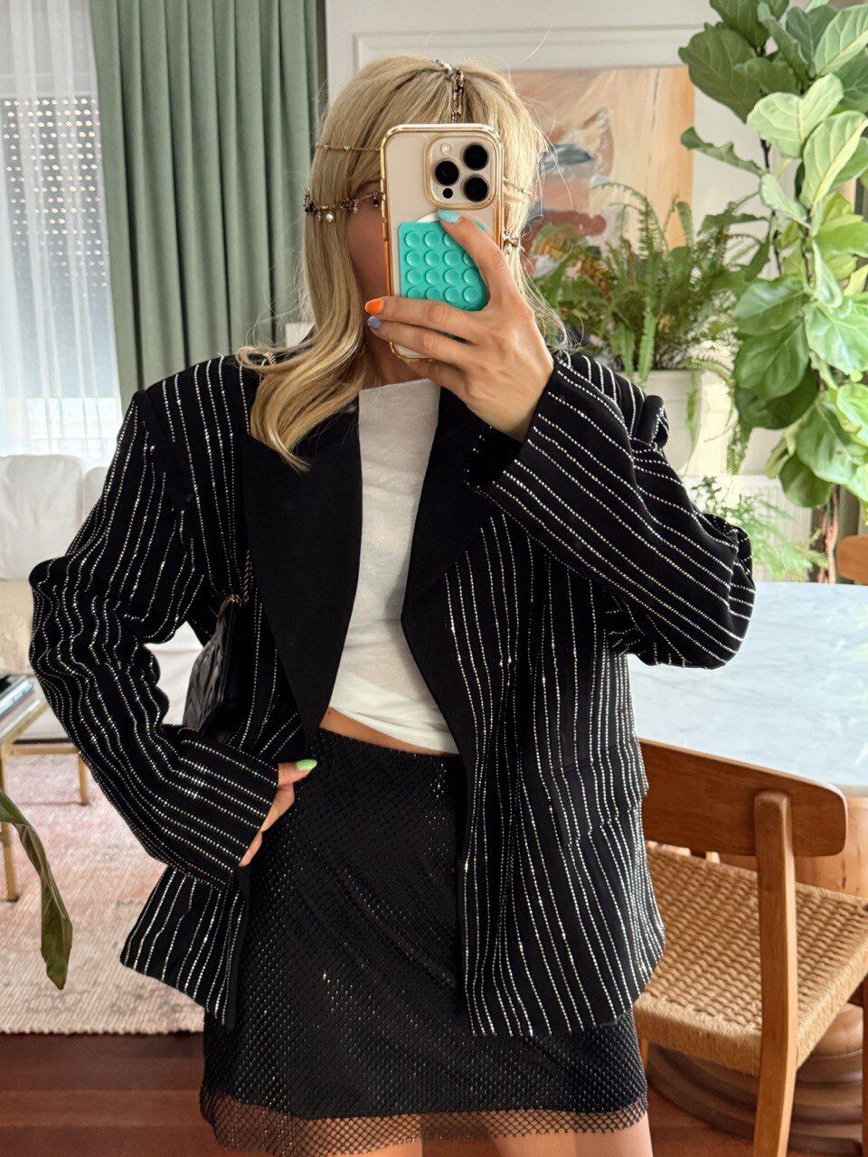 SİYAH TAŞLI MİNİ ETEK